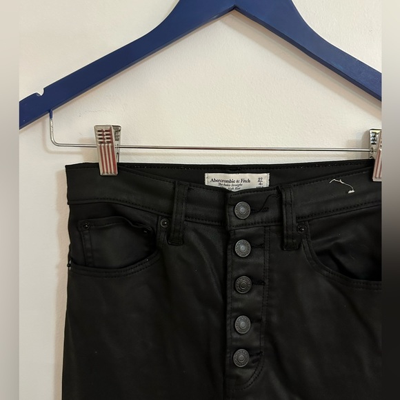 Abercrombie high waisted stretch black like leather pants size 4 or 27 - Picture 2 of 3